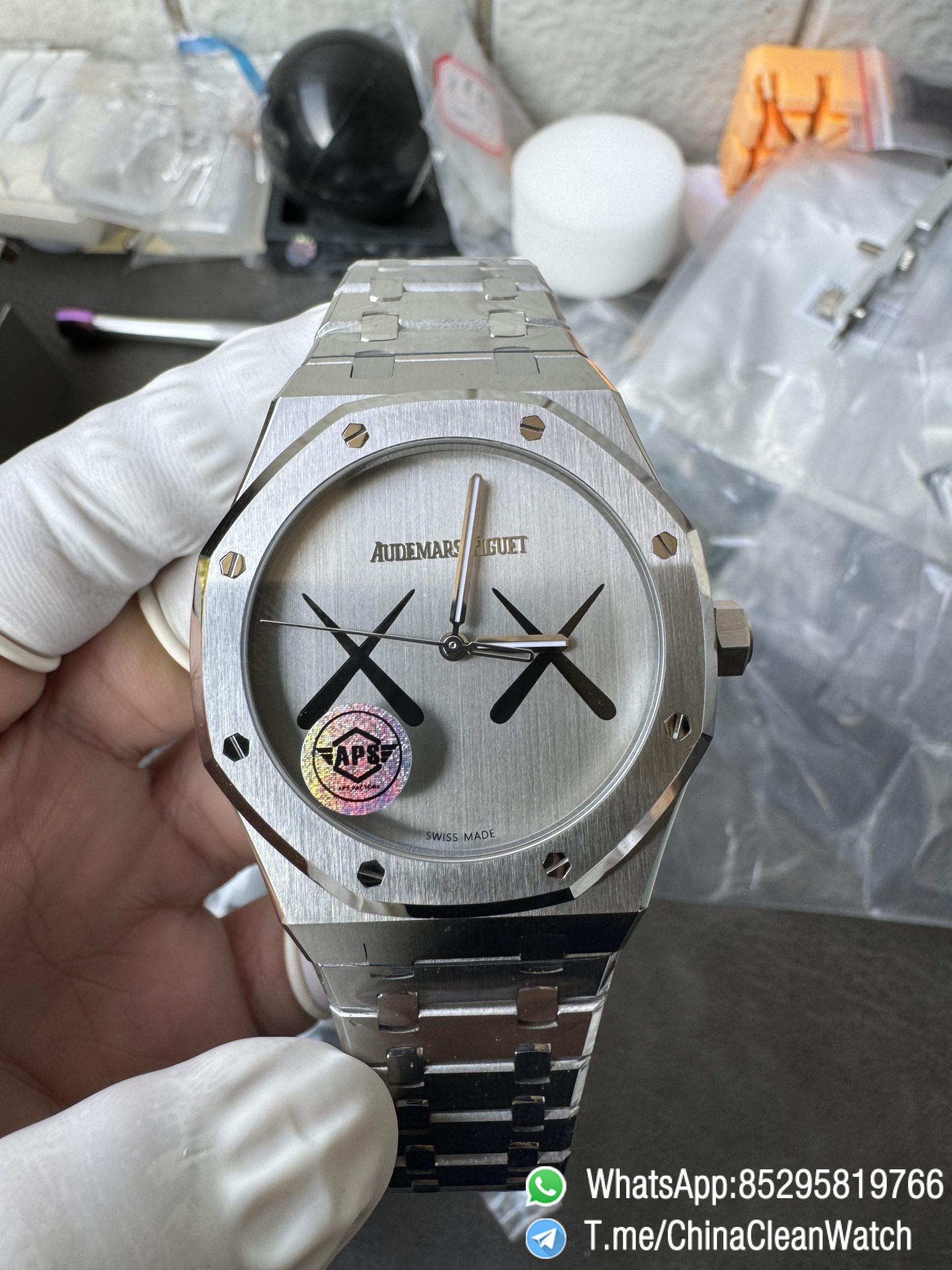 APS Factory Royal Oak KAWS 15500 XX Dial Stainless Steel Case Bracelet SA4302 Super Clone Movement 06 APS Factory Royal Oak KAWS 15500 XX Dial Stainless Steel Case Bracelet SA4302 Super Clone Movement 06