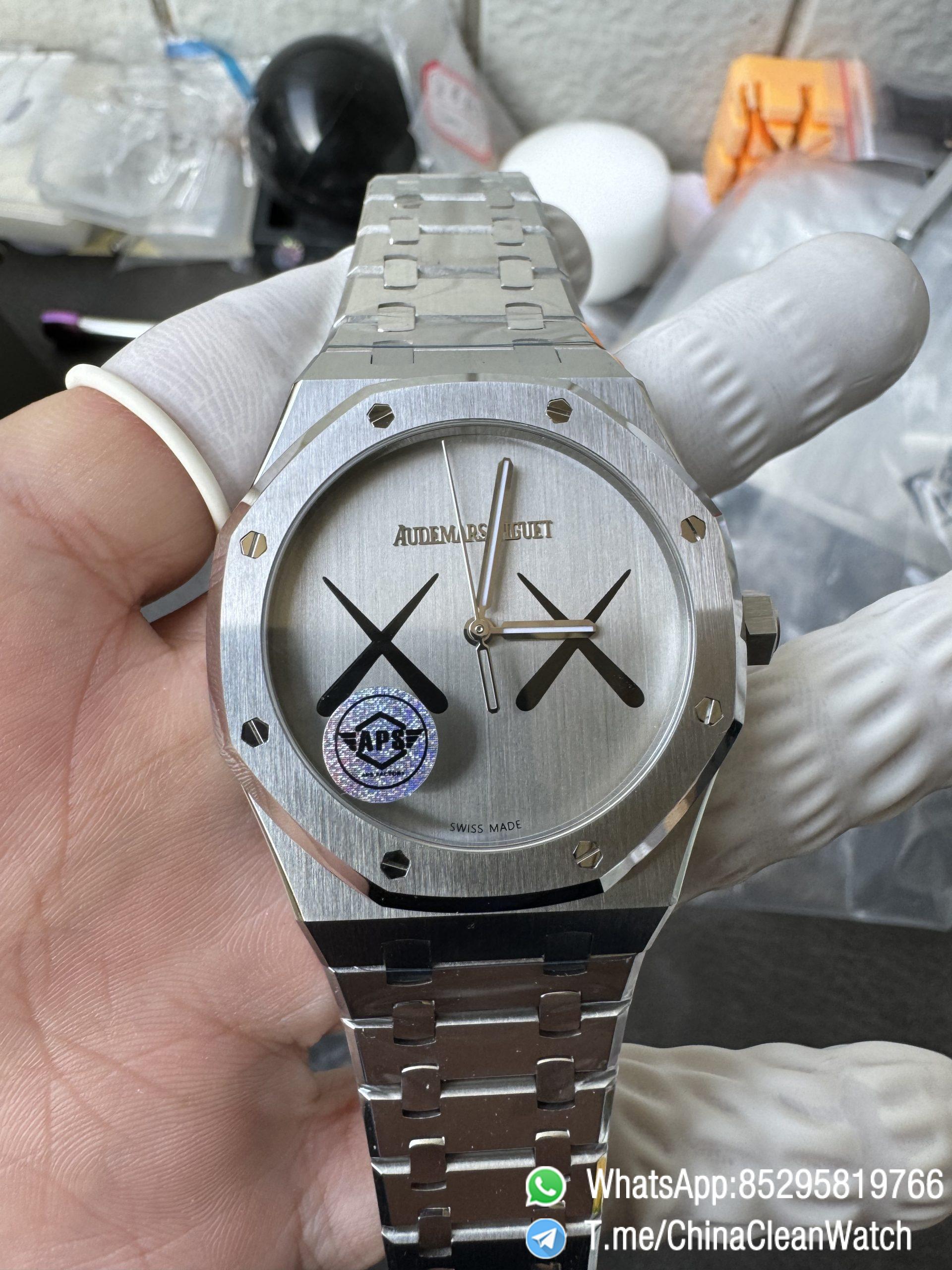 APS Factory Royal Oak KAWS 15500 XX Dial Stainless Steel Case Bracelet SA4302 Super Clone Movement 09 APS Factory Royal Oak KAWS 15500 XX Dial Stainless Steel Case Bracelet SA4302 Super Clone Movement 09