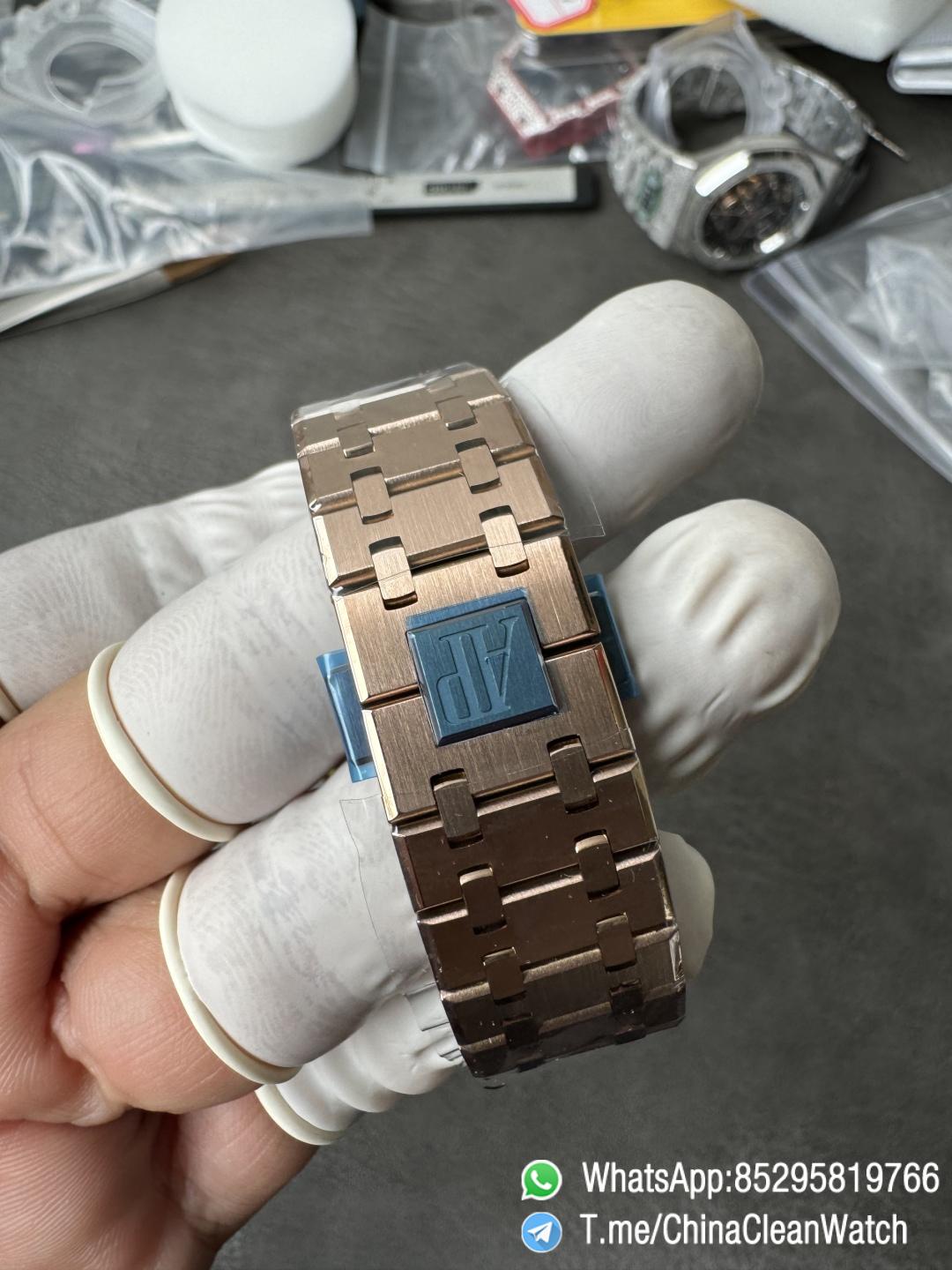 APS Factory Super Clone AP Royal Oak Chrono 26240 Green Dial on Rose Gold Case and Bracelet SuperClone 4401 Movement 10 APS Factory Super Clone AP Royal Oak Chrono 26240 Green Dial on Rose Gold Case and Bracelet SuperClone 4401 Movement 10