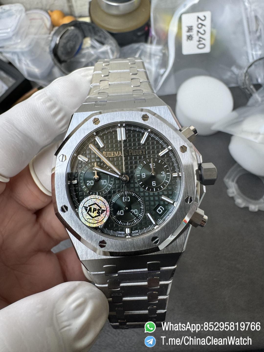 APS Factory Super Clone AP Royal Oak Chrono 26240 Green Dial on Stainless Steel Case and Bracelet SuperClone 4401 Movement 04 APS Factory Super Clone AP Royal Oak Chrono 26240 Green Dial on Stainless Steel Case and Bracelet SuperClone 4401 Movement 04
