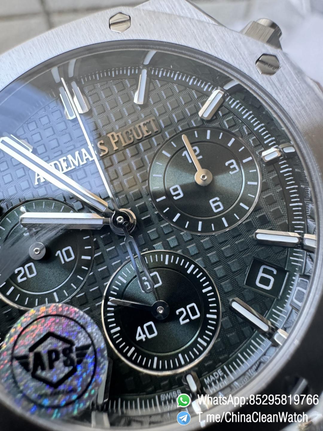 APS Factory Super Clone AP Royal Oak Chrono 26240 Green Dial on Stainless Steel Case and Bracelet SuperClone 4401 Movement 06 2 APS Factory Super Clone AP Royal Oak Chrono 26240 Green Dial on Stainless Steel Case and Bracelet SuperClone 4401 Movement 06 2