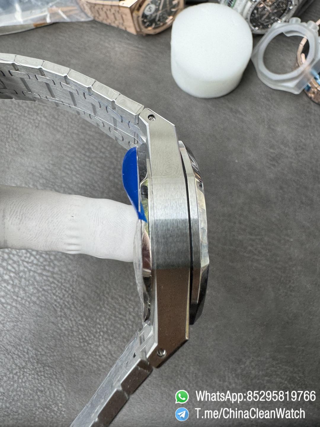 APS Factory Super Clone AP Royal Oak Chrono 26240 Purple Dial on Stainless Steel Case and Bracelet SuperClone 4401 Movement 07 APS Factory Super Clone AP Royal Oak Chrono 26240 Purple Dial on Stainless Steel Case and Bracelet SuperClone 4401 Movement 07