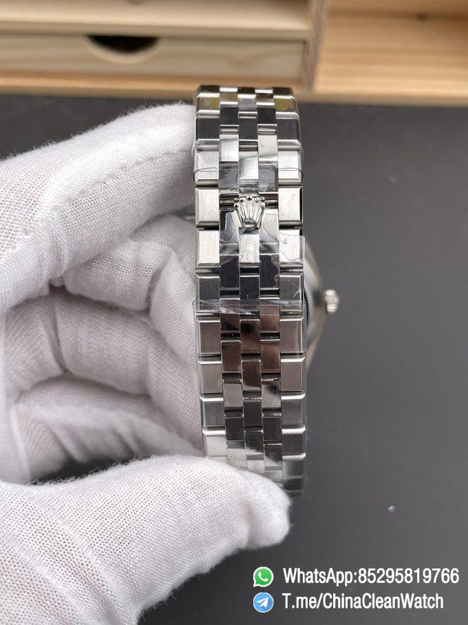ESF Super Clone Land Dweller 127334 0001 Honeycomb Motif White Dial 40mm SuperClone 7135 Movement Jubilee Bracelet 08
