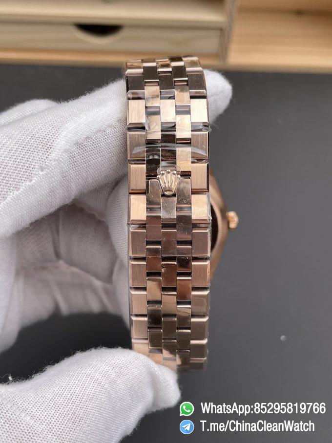 ESF Super Clone Land Dweller 127335 0001 Rose Gold Case Honeycomb Motif White Dial 40mm SuperClone 7135 Movement Jubilee Bracelet 08